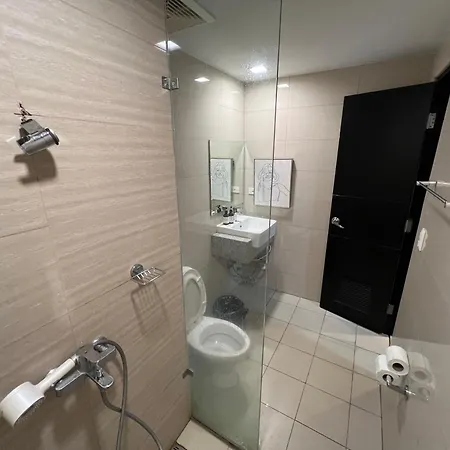 Two Bedroom Seaview Poolside Home Private Balcony Massage Chair