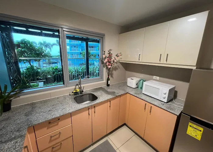 Two Bedroom Seaview Poolside Private Balcony Massage Chair 4*